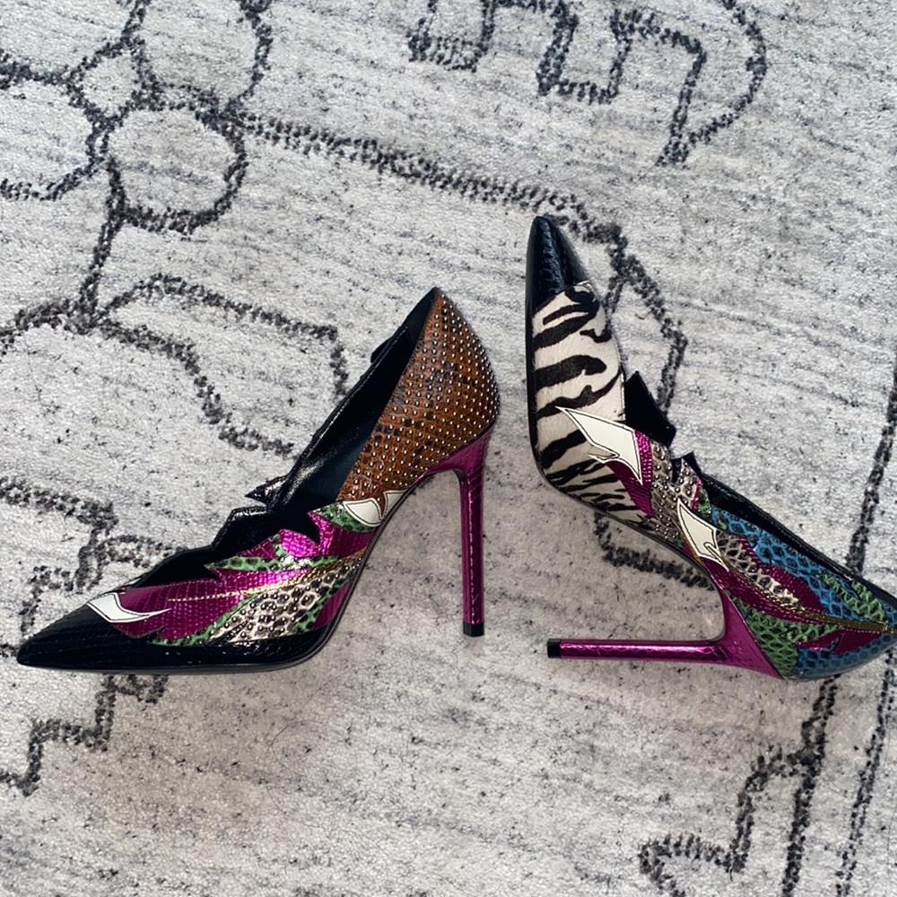 YSL unique pumps - Picture 2 of 4